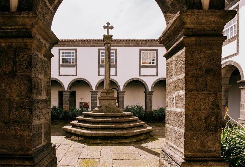 Azores Youth Hostels   Pico