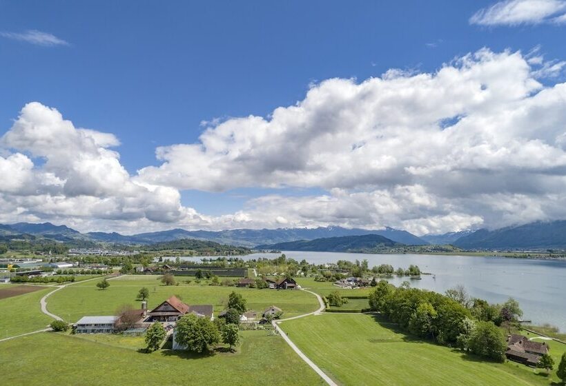 Rapperswil Jona Youth Hostel