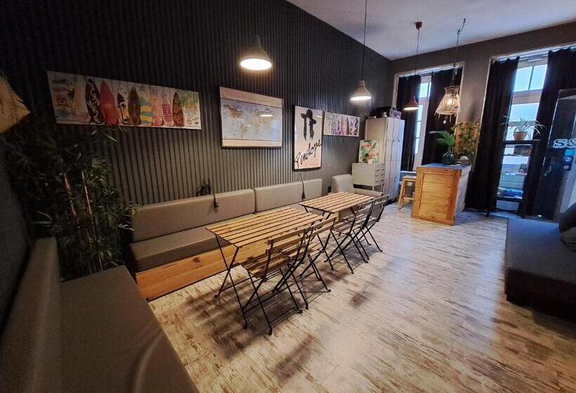 Sardines And Friends Hostel 04