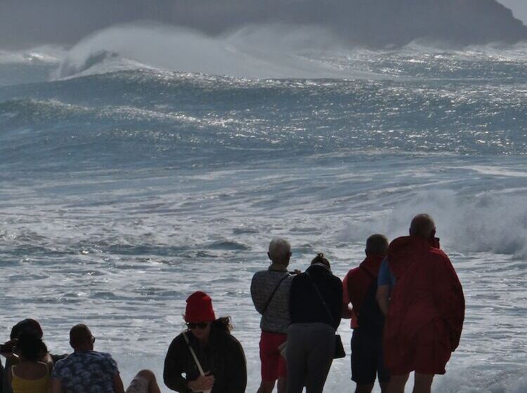 Supertubos Beach Hostel