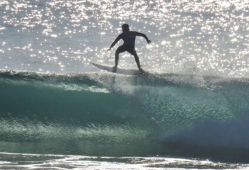 Supertubos Beach Hostel