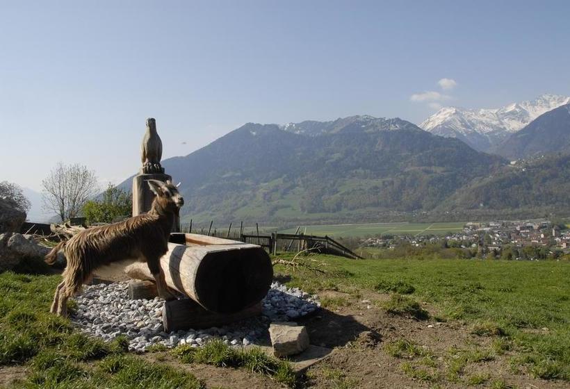 Victor's Bed & Breakfast