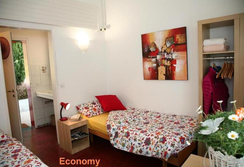 Lugano Savosa Youth Hostel