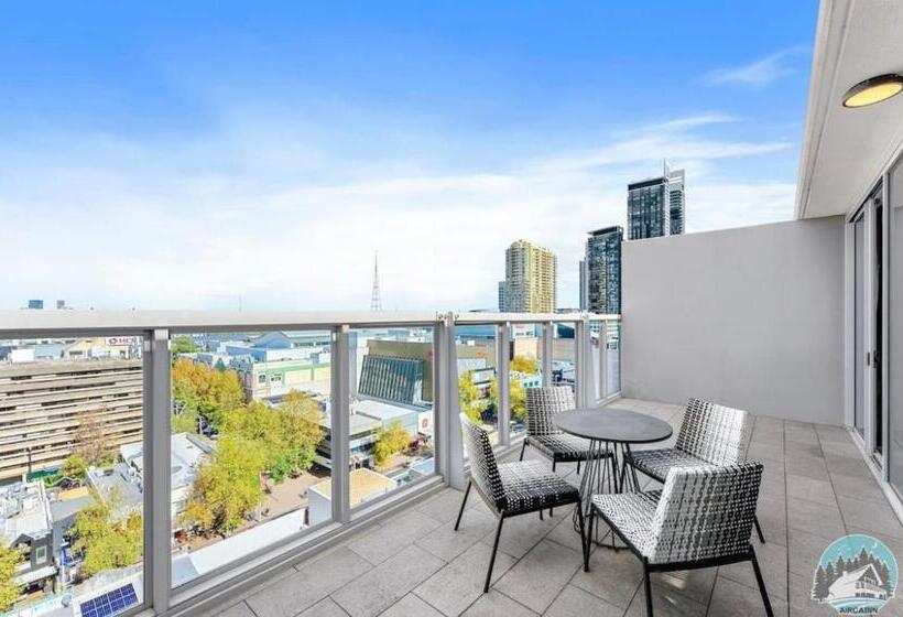 2 Beds Luxury Apartment In The Heart Of Chatswood12