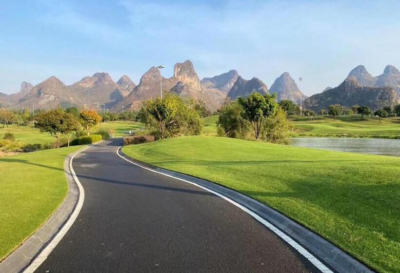 הוסטל 桂林时光驿青年客栈