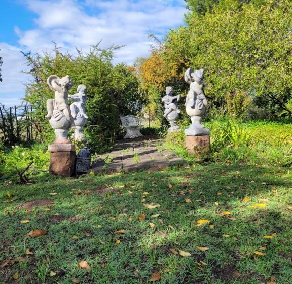 At The Nest Bed & Breakfast Guesthouse