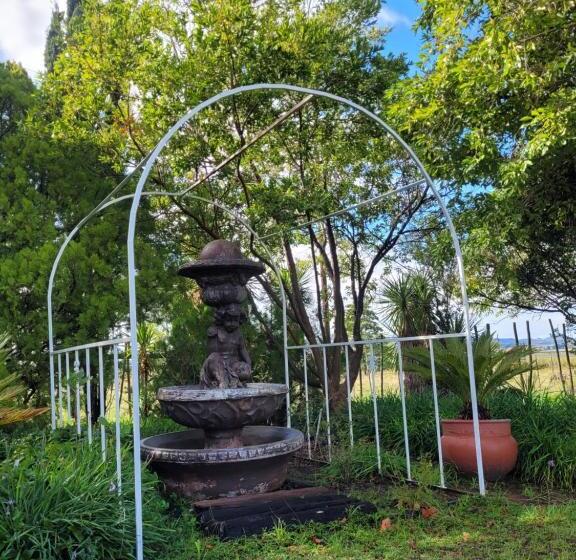 At The Nest Bed & Breakfast Guesthouse