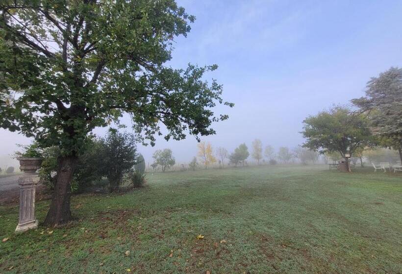 At The Nest Bed & Breakfast Guesthouse