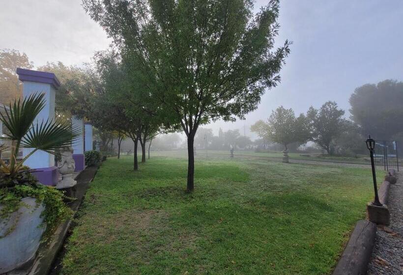 At The Nest Bed & Breakfast Guesthouse