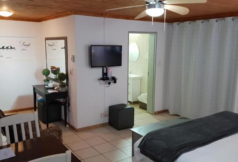 At The Nest Bed & Breakfast Guesthouse