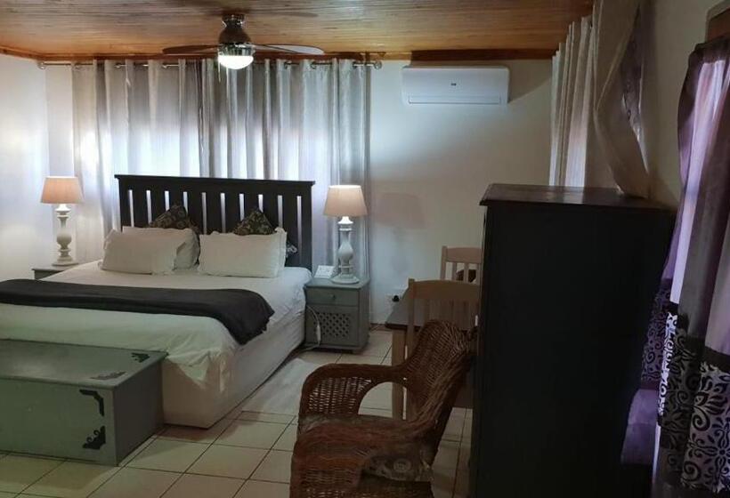 At The Nest Bed & Breakfast Guesthouse