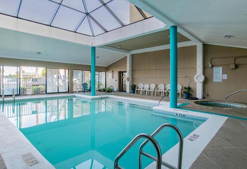 Beachfront Condo Balcony Pools Spacious Sauna