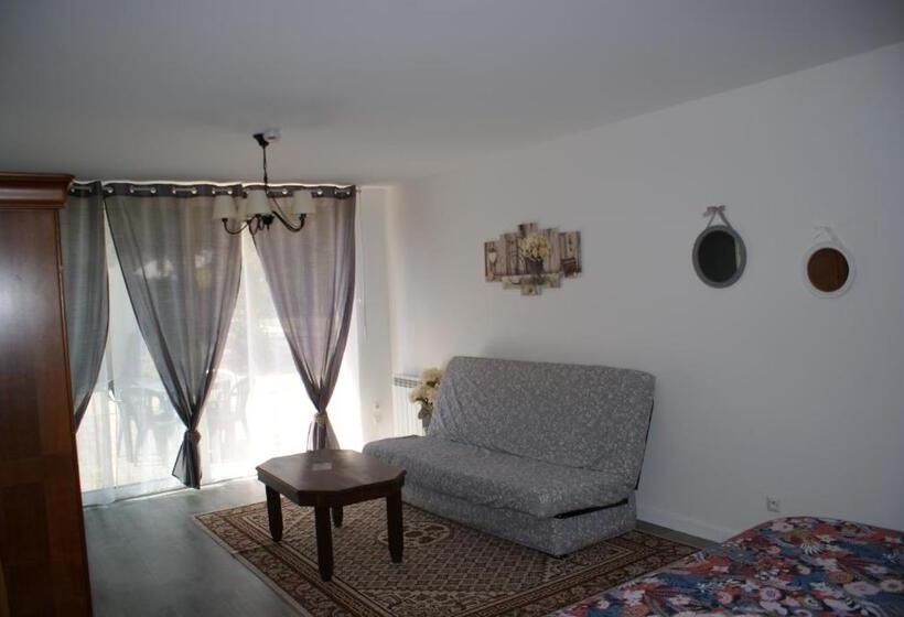 Bed and Breakfast Relais De Montceaux