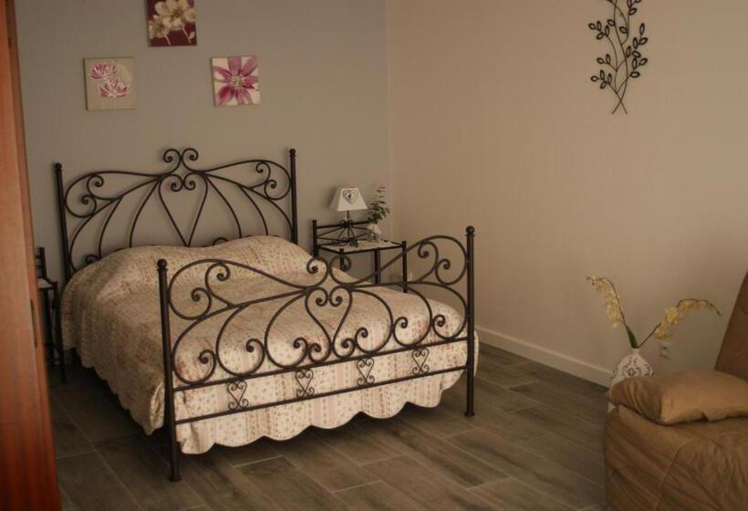 Bed and Breakfast Relais De Montceaux