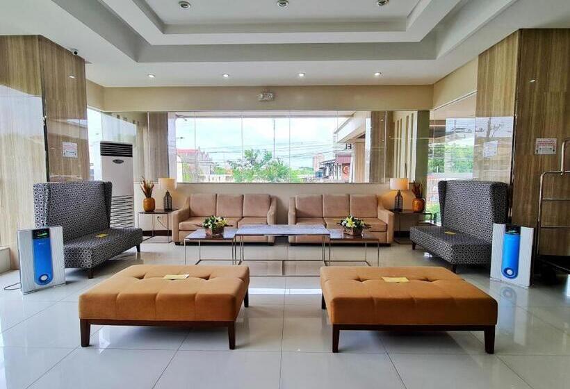 ホテル District 21