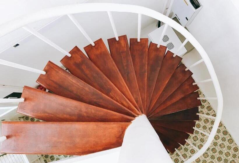 בית מלון כפרי Khemjit Cafe  And Bed