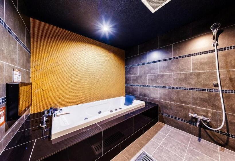 فندق Lotus Ibaraki  Adult Only