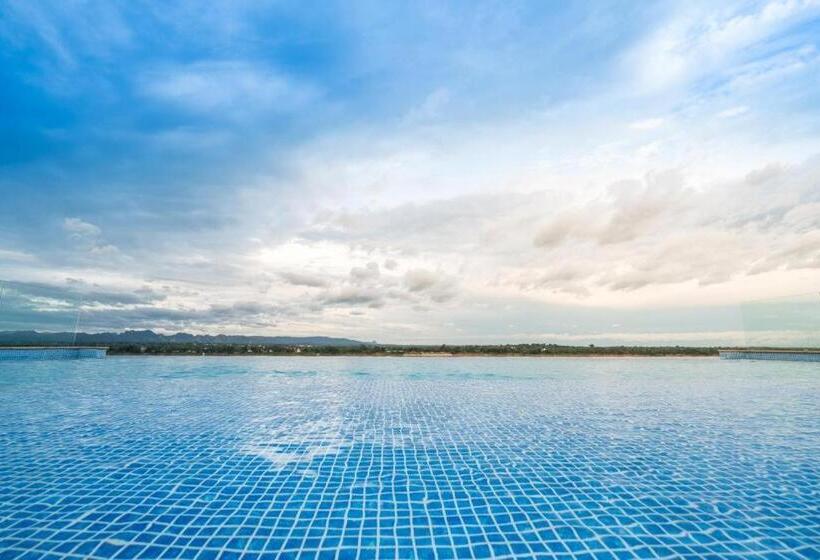 ホテル Siri Regent