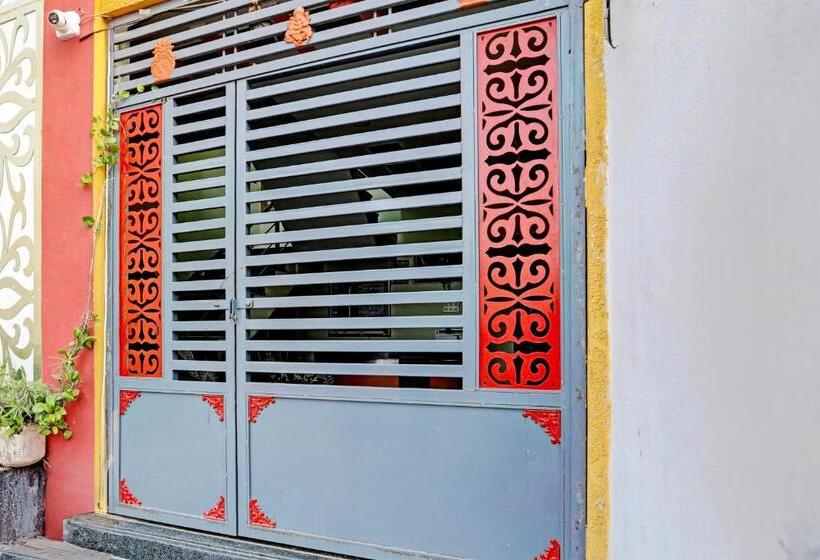 فندق Spot On Avantika Palace