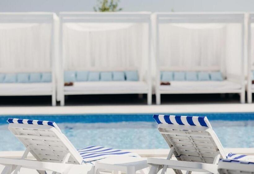 בית מלון כפרי Sunday Caprice