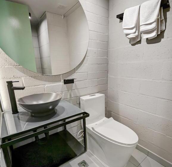 Отель Urbit Social Lofts