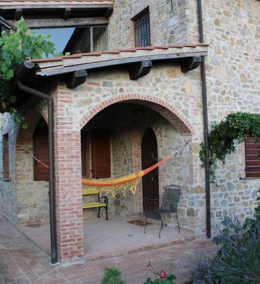 Le Pietre Parlanti Resort & Winery