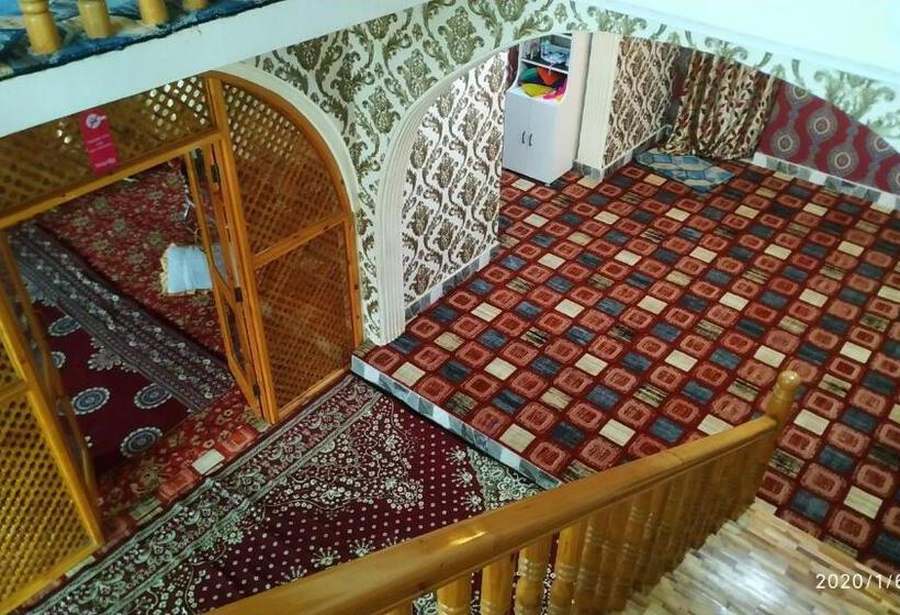 بنسيون Coachman Homestay