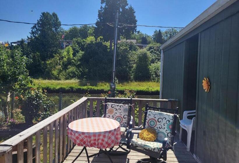 بنسيون Cozy, Private Guest House With Fast Internet
