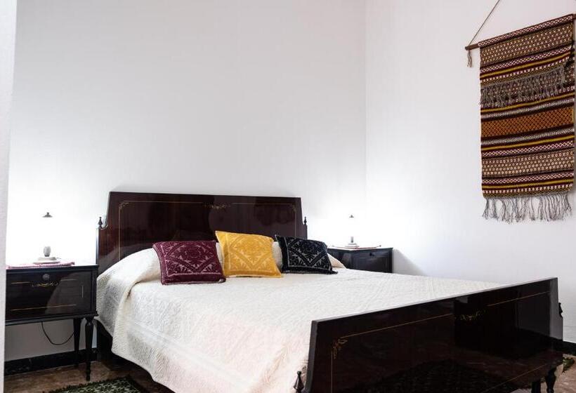 بنسيون Sa Burra Guest House