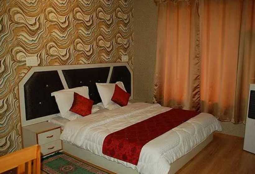 Fabhotel Prime Rozan Jaai