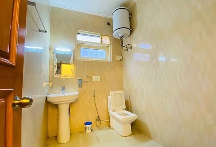 Fabhotel Prime Rozan Jaai