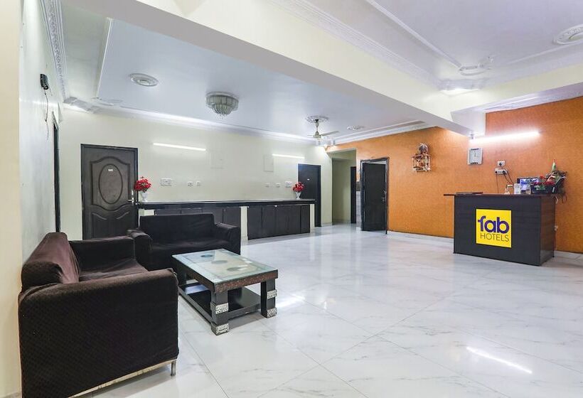 Fabhotel Yamini Inn