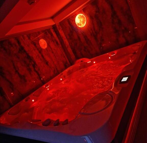 Отель Colt De Rai Deluxe & Spa