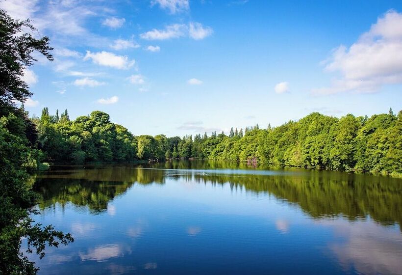 カプセルホテル Lymm Living