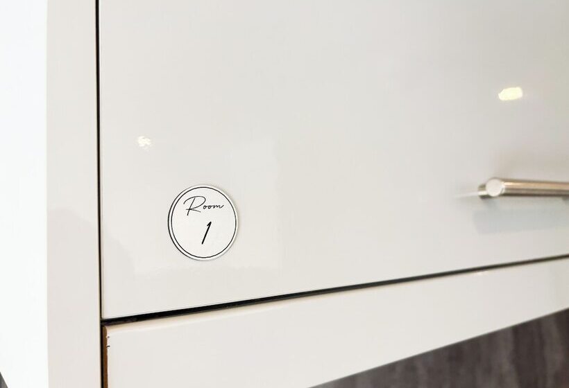 カプセルホテル Lymm Living