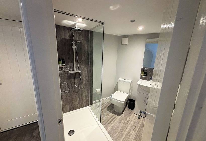 カプセルホテル Lymm Living