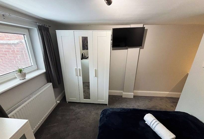 カプセルホテル Lymm Living