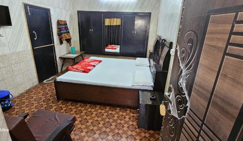 בית מלון כפרי Dinesh