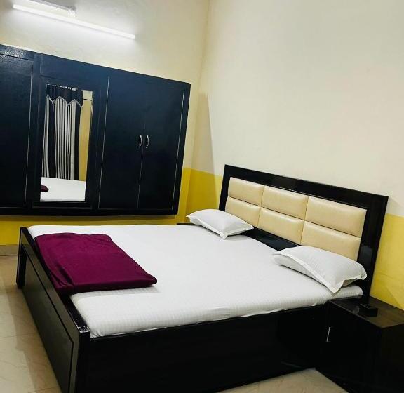 בית מלון כפרי Dinesh