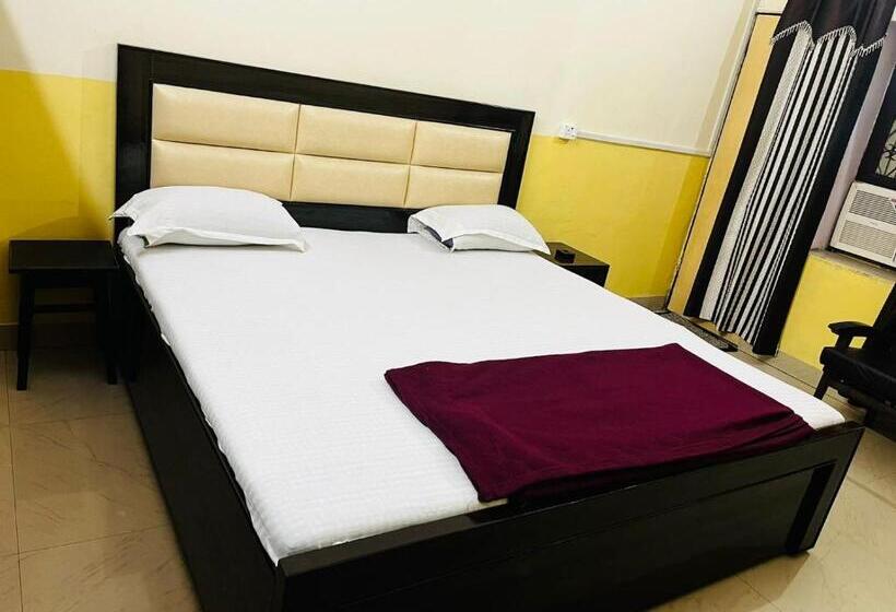 בית מלון כפרי Dinesh