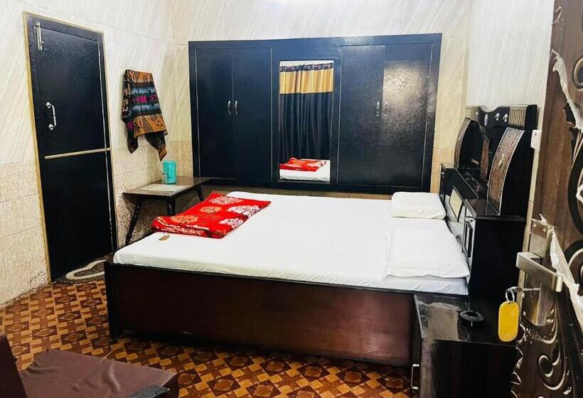 בית מלון כפרי Dinesh