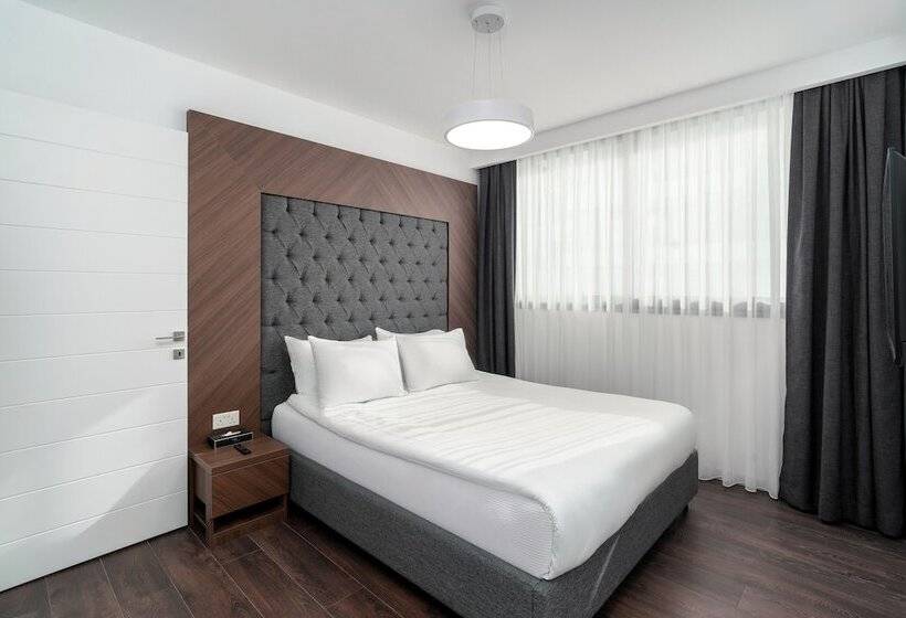 Grand Sapphire Resort & Casino