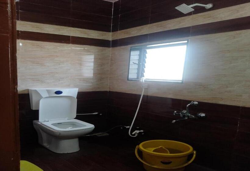 فندق Oyo Durga Palace