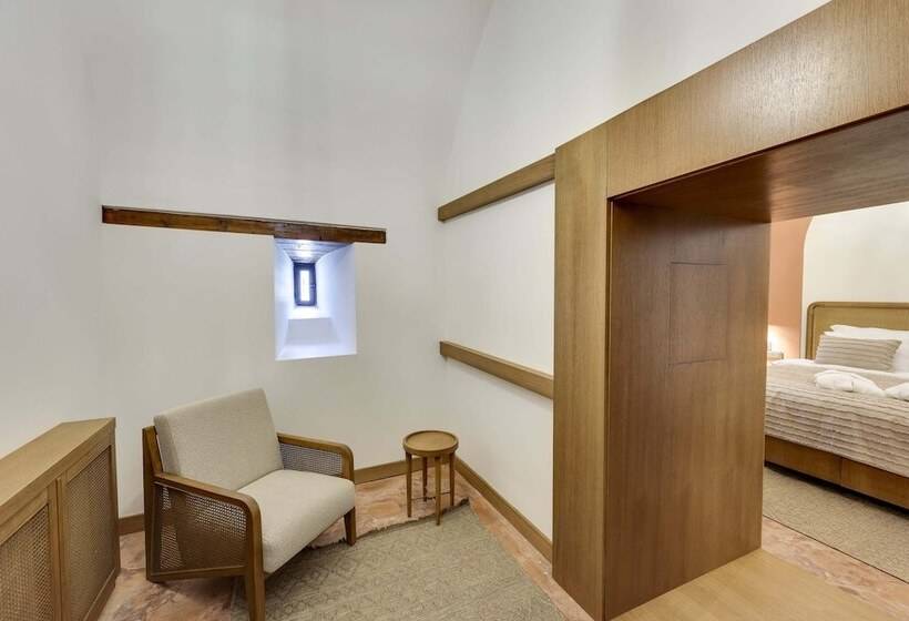 בית מלון כפרי Silk Road Museum