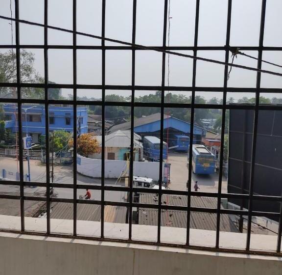 ホテル Spot On Yuboraaj Lodge