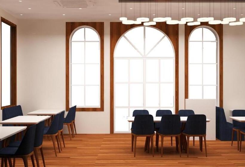 New Hotel Snow Crest