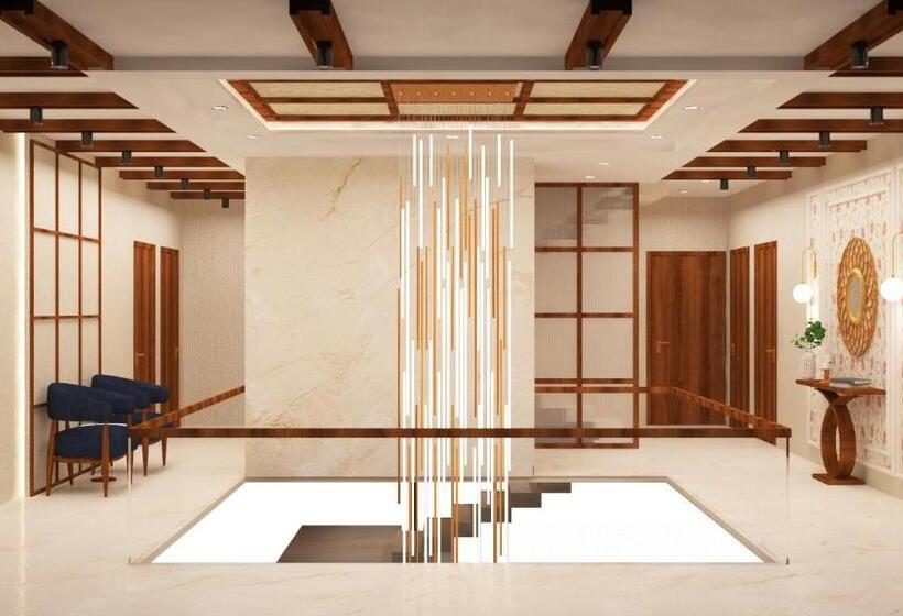 New Hotel Snow Crest