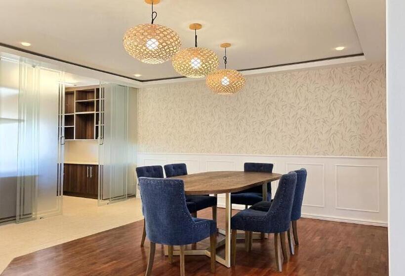 פנסיון Ocean View Villa