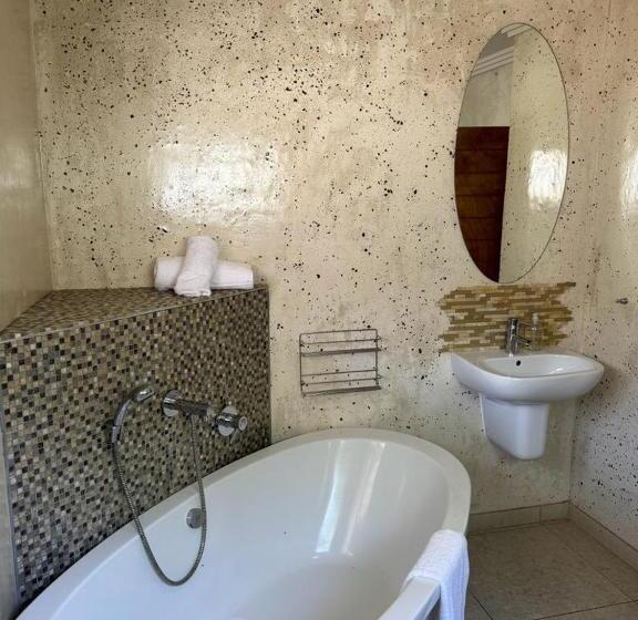 פנסיון Ocean View Villa