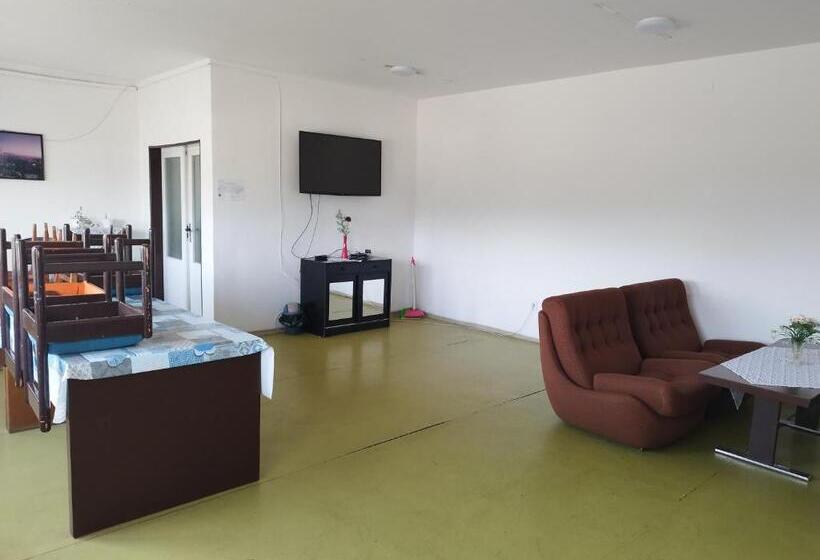 פנסיון Ubytovňa Karpatia